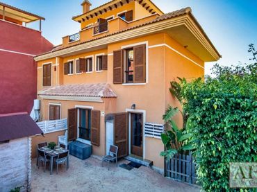 House for sale in Golf Bahía