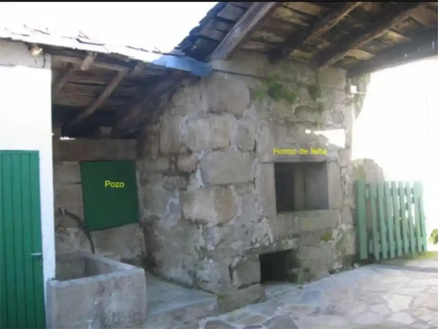 Exterior view of Flat for sale in O Corgo  
