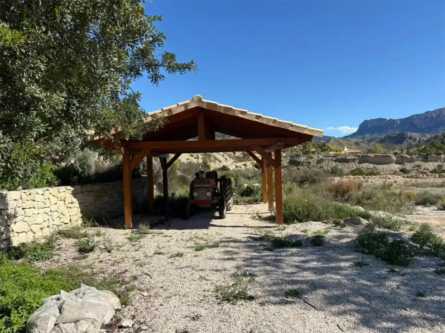 Aparcament de Finca rústica en venda en Jijona / Xixona amb Piscina i Balcó