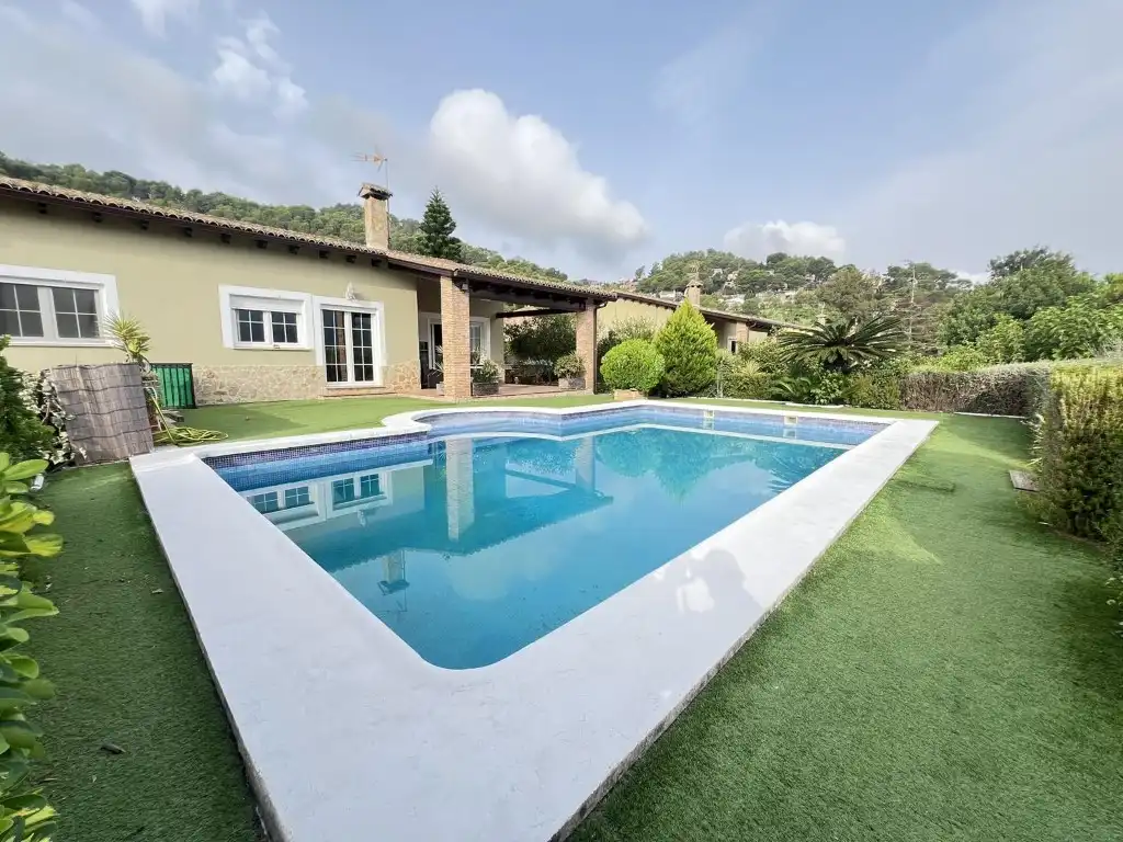 Chalet en venta en Calle Forcadell, imagen 2