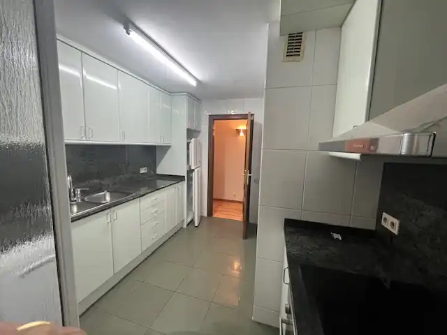 Cocina de Piso de alquiler en Barcelona con Aire acondicionado, Calefacción y Parquet