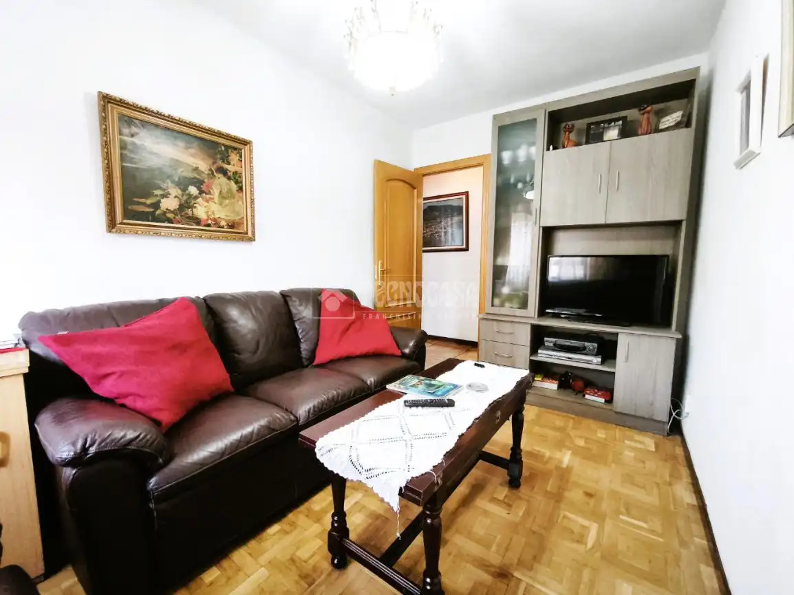 Piso con ascensor en venta en Villafontana - Estoril I, imagen 9