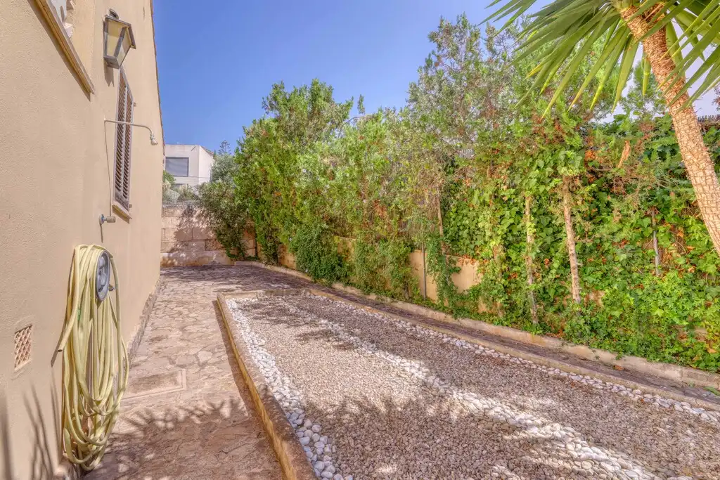 Garden of Houses for sale in Calvià  with Air Conditioner, Private garden and Terrace