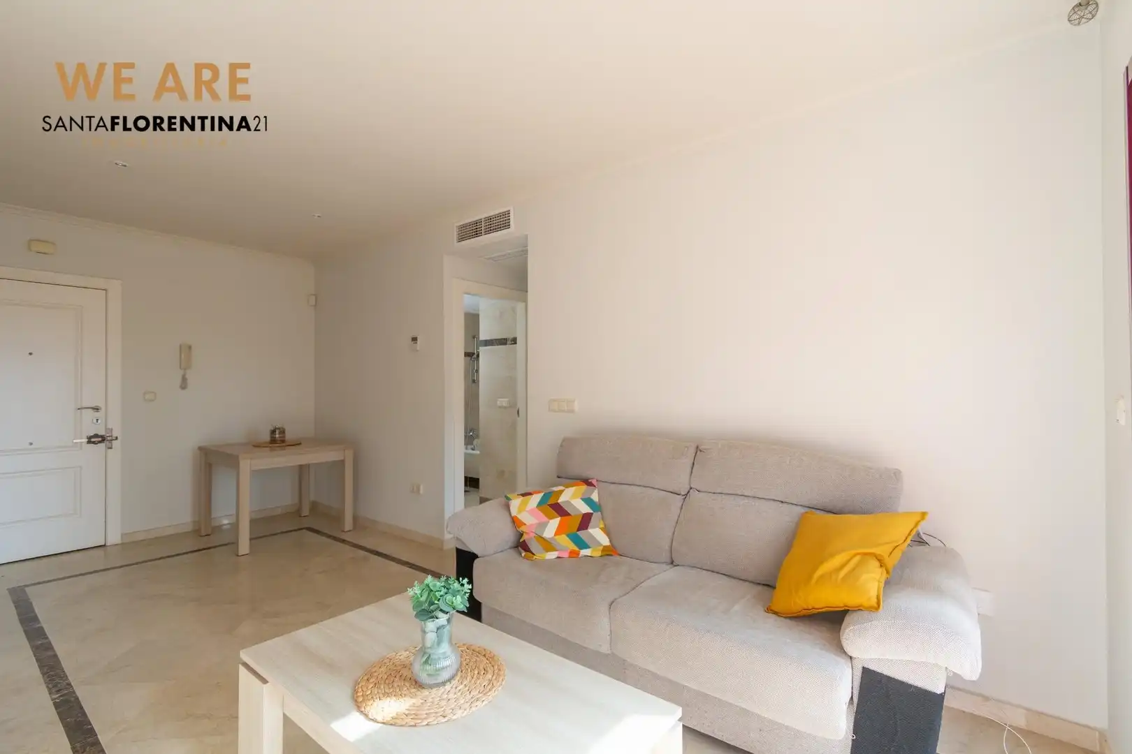 Sala d'estar de Àtic en venda en Los Alcázares amb Aire condicionat, Jardí privat i Terrassa