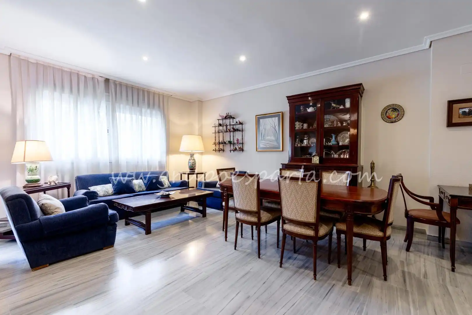 Dining room of Flat for sale in Sevilla  with Air Conditioner and Terrace