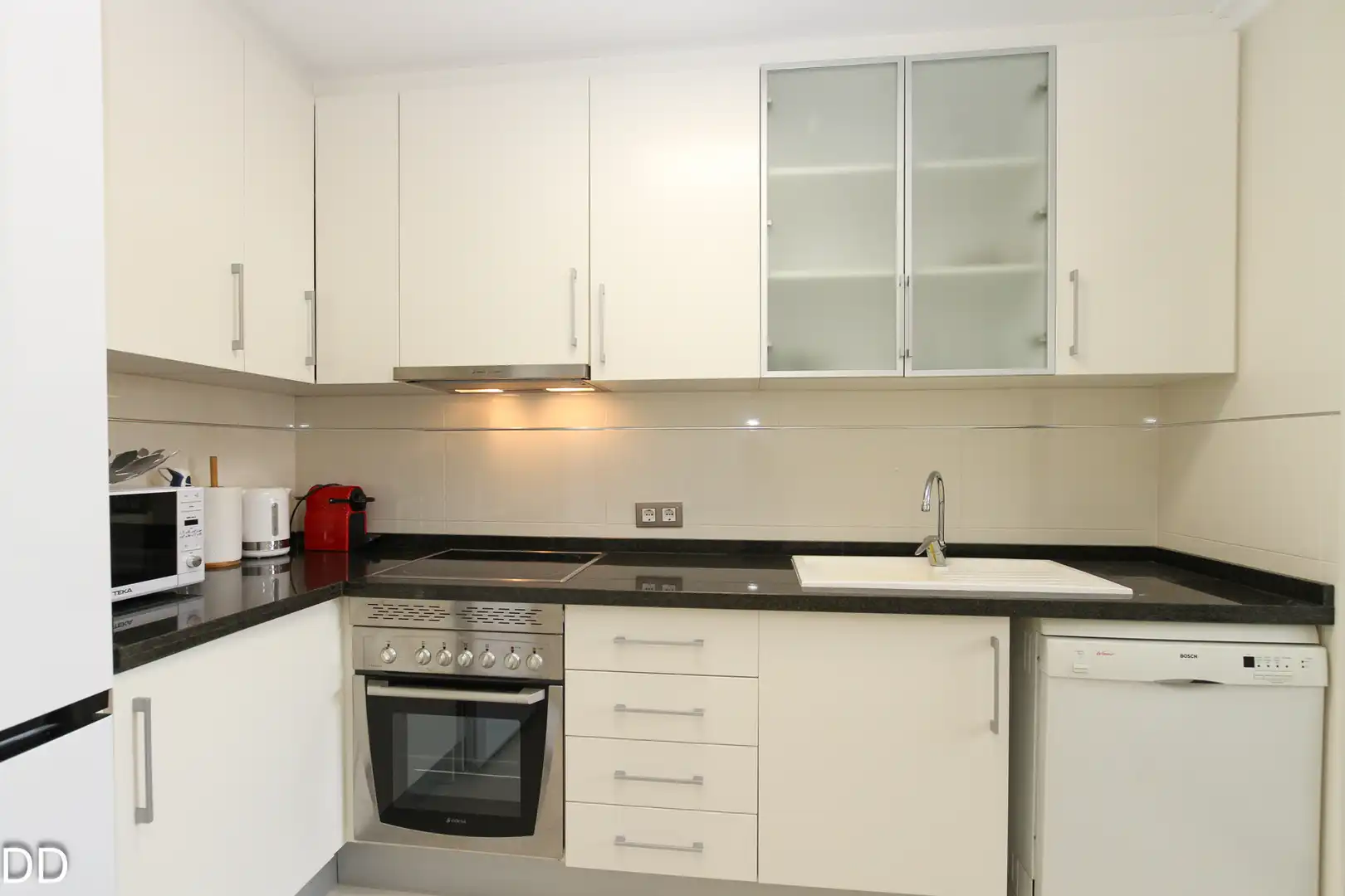 Cocina de Apartamento de alquiler en Dénia con Aire acondicionado, Terraza y Amueblado