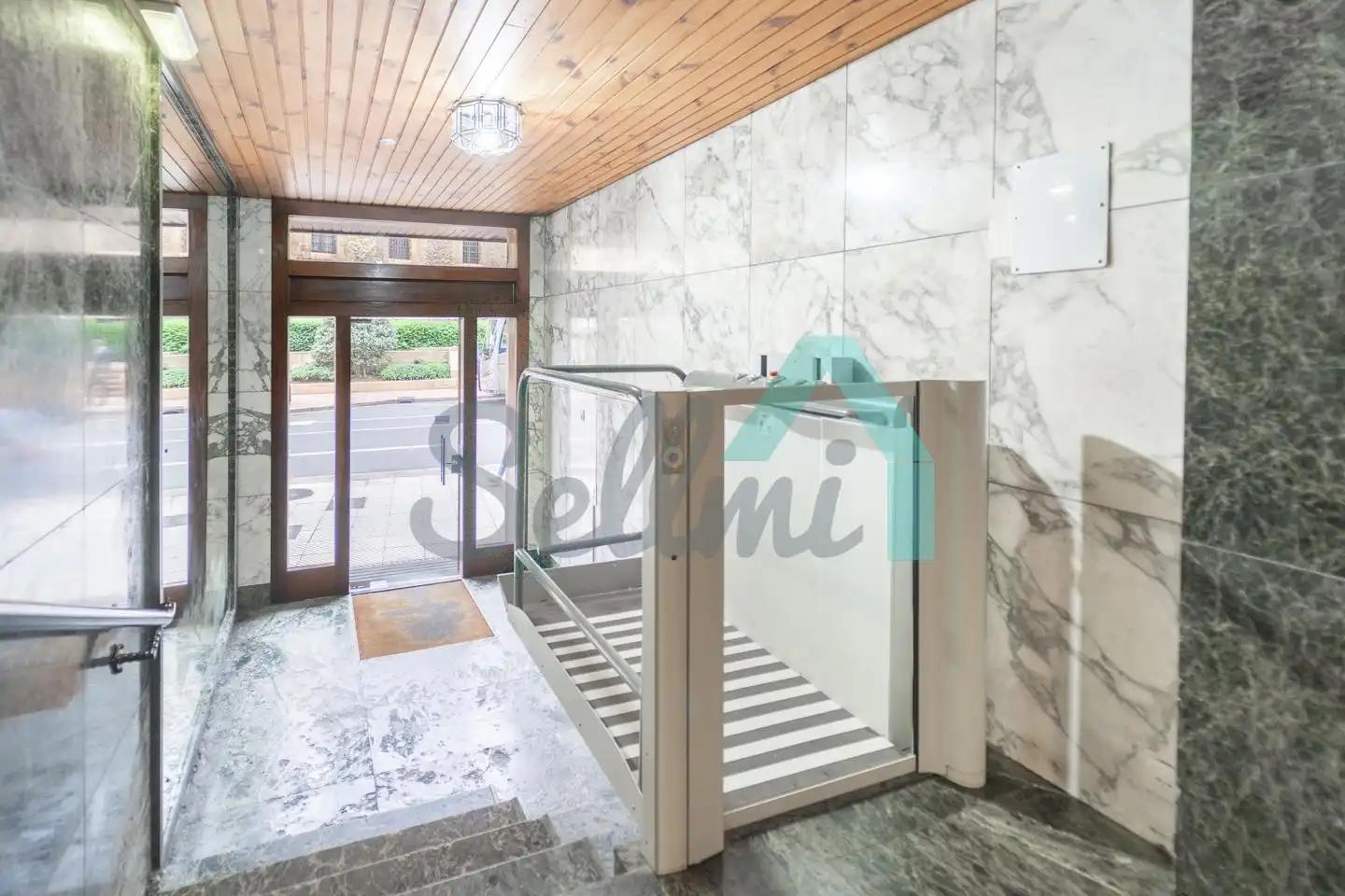 Flat for rent in Oviedo   with Heating, Parquet flooring and Furnished