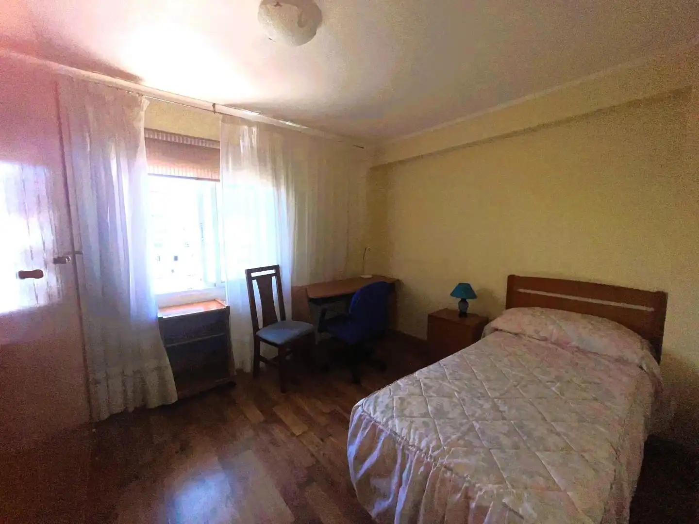 Habitación de Piso de alquiler en Málaga con Aire acondicionado, Calefacción y Terraza