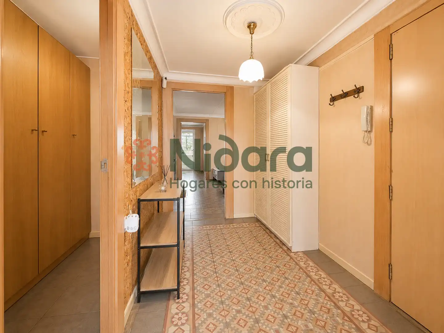 Attic for sale in Barcelona  with Air Conditioner, Heating and Furnished