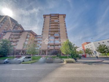 Appartamento con piscina in vendita a Calle Núñez de Guzmán el Pinciano