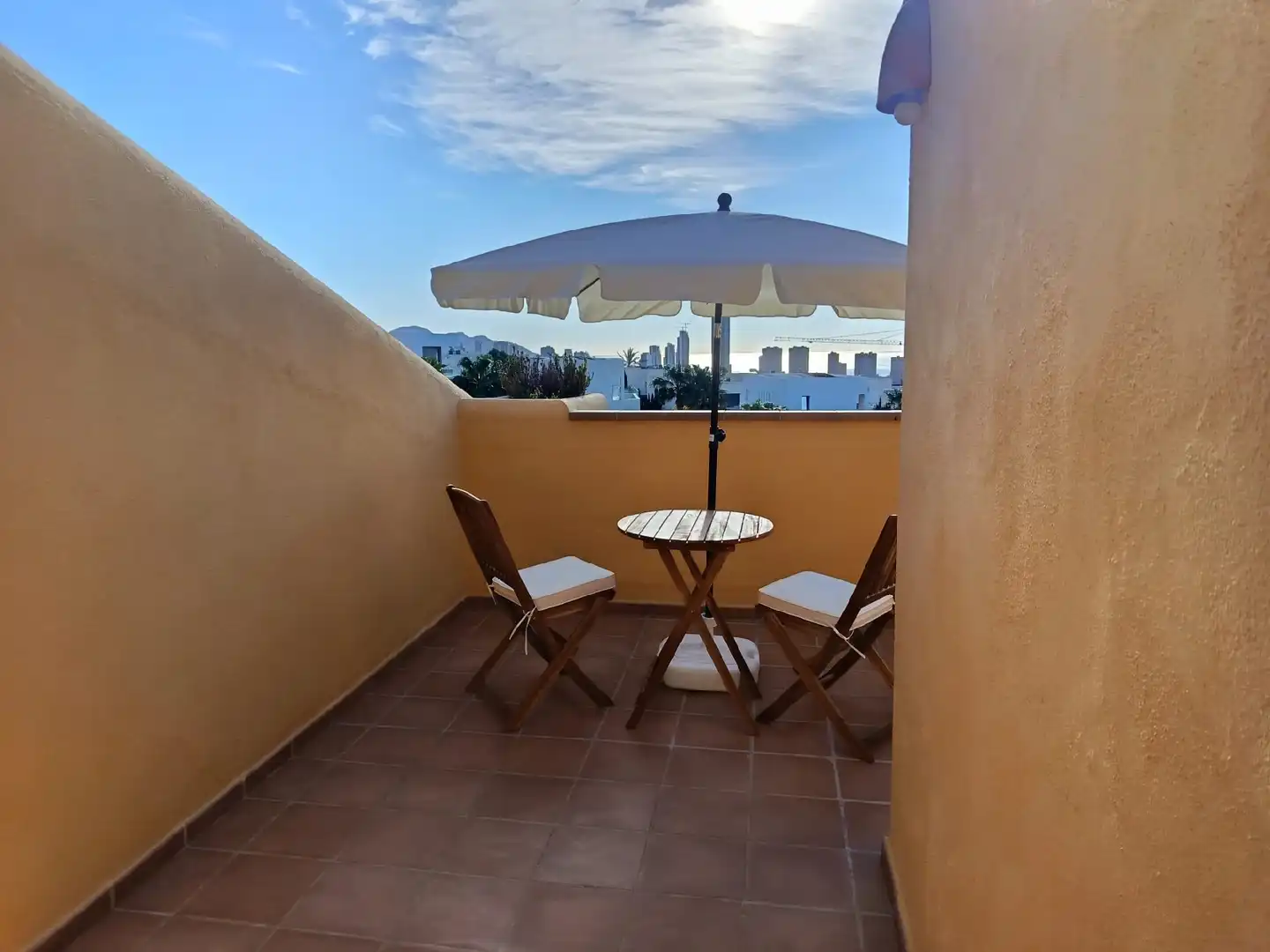 Casa adosada en venda a Golf Bahía