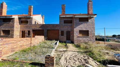 Foto 3 de Casa adosada en venda a Navalperal de Pinares, Ávila
