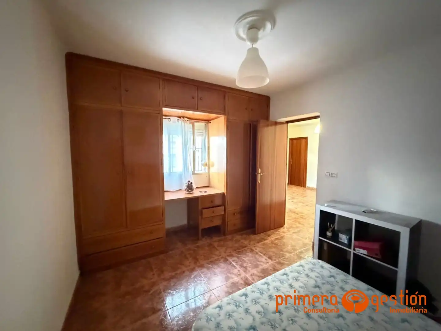 Habitación de Piso en venta en Lora del Río con Trastero, Amueblado y Balcón