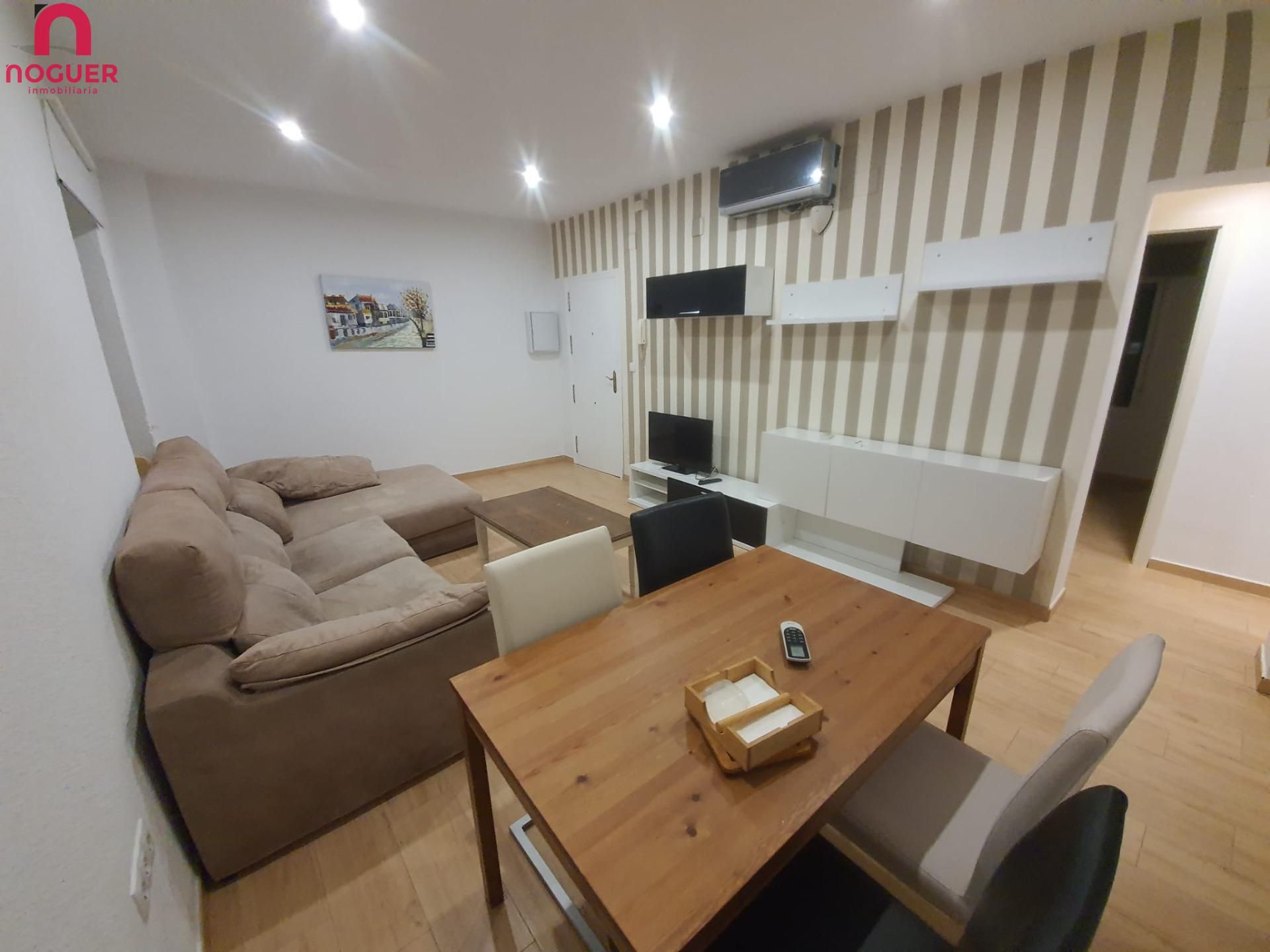 Sala d'estar de Pis de lloguer en  Córdoba Capital amb Aire condicionat i Calefacció