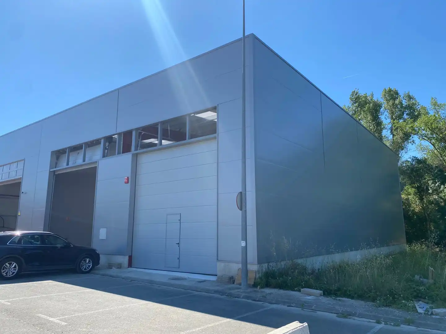 Vista exterior de Nave industrial en venta en Valle de Egüés / Eguesibar