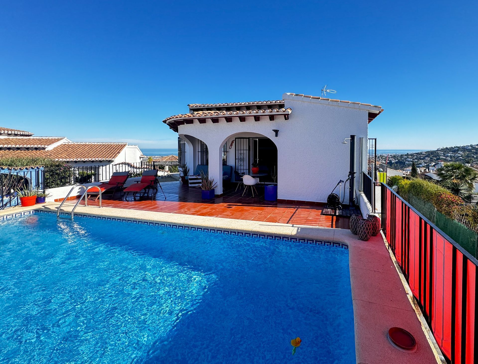 Swimming pool of House or chalet for sale in Pego  with Air Conditioner, Heating and Private garden