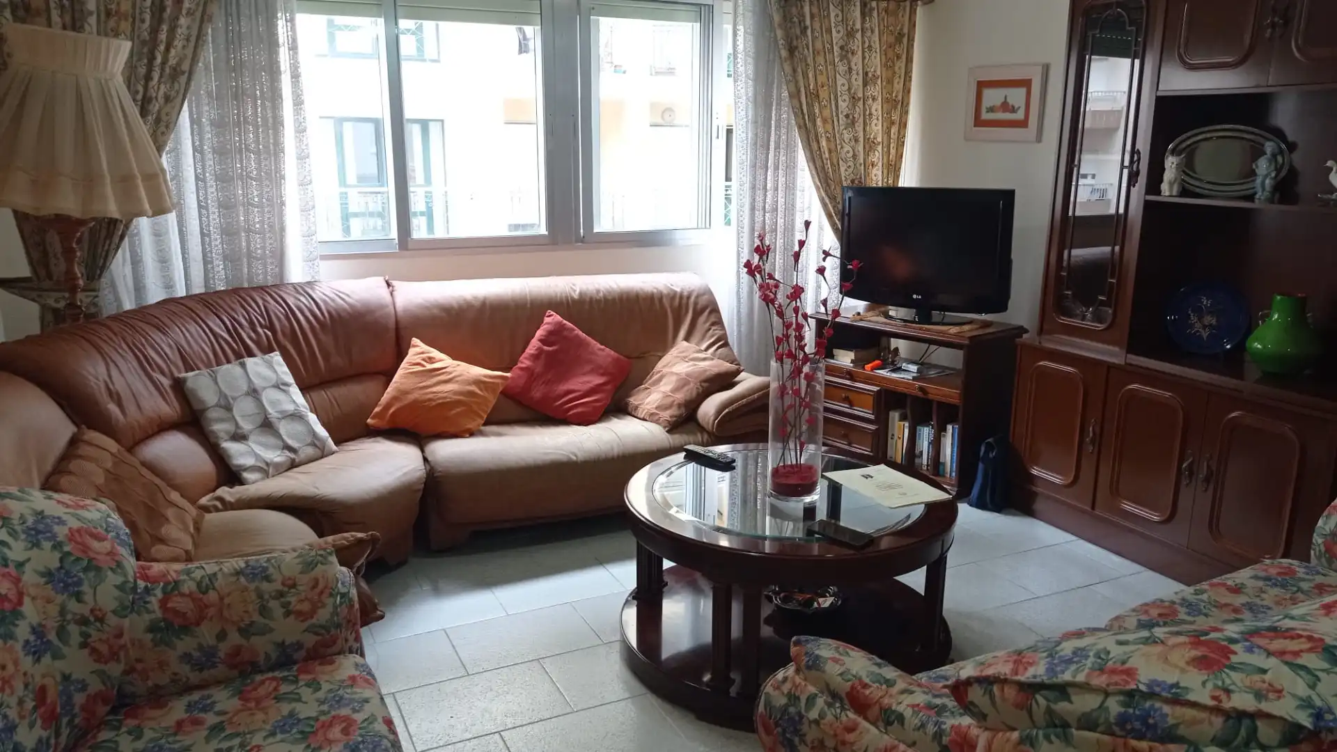 Sala d'estar de Pis en venda en Foz amb Calefacció, Moblat i Balcó