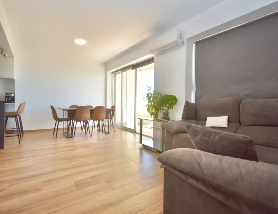 Piso con terraza en venta en Puerto Marina, imagen 10