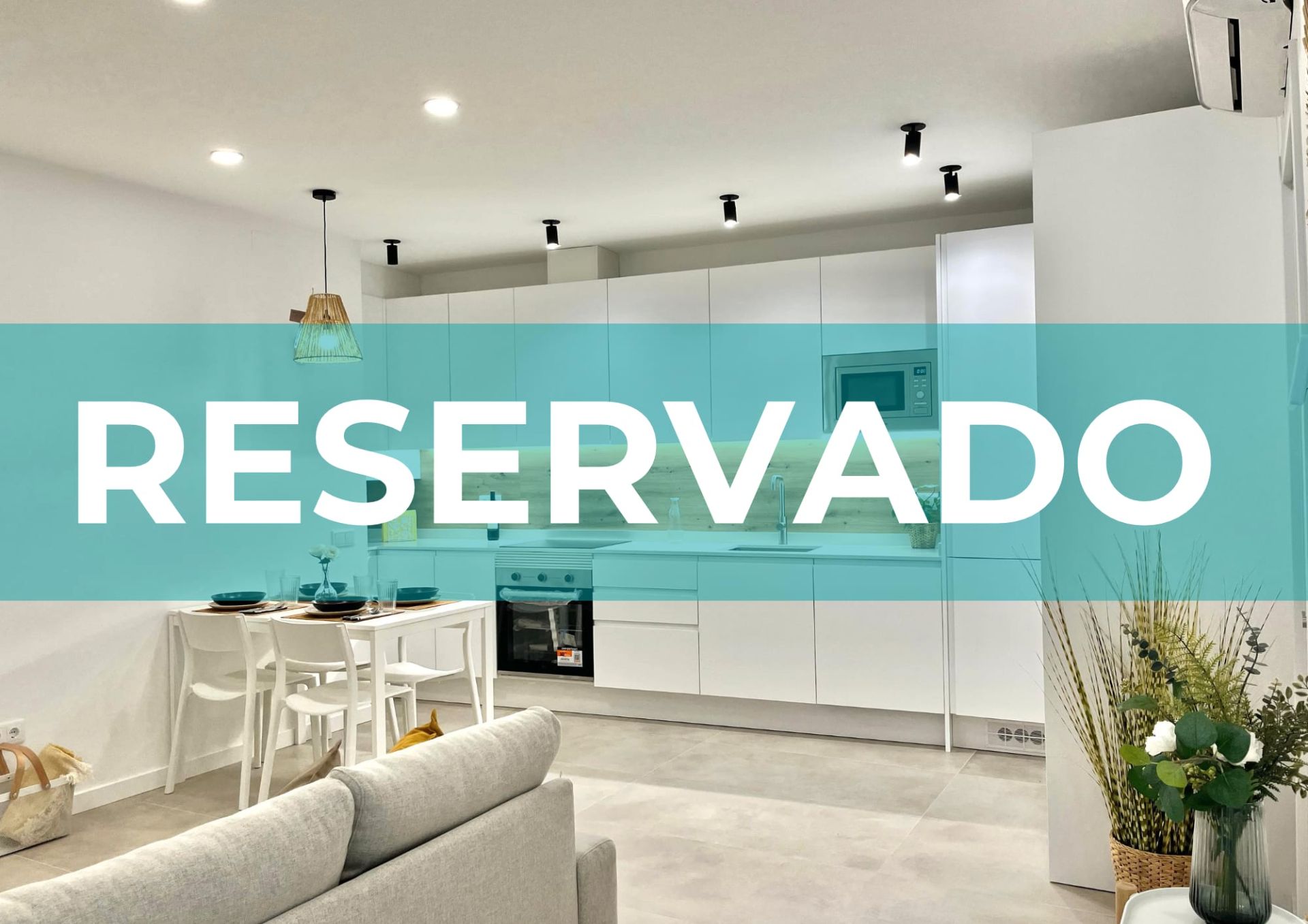 Cuina de Pis en venda en Sabadell amb Aire condicionat, Moblat i Forn