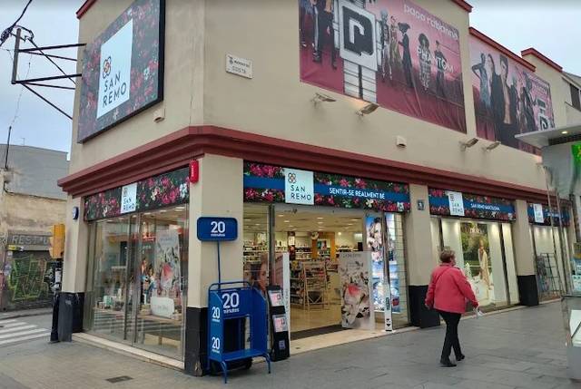 Local comercial en Alquiler en COLLBLANC, 21 en Collblanc