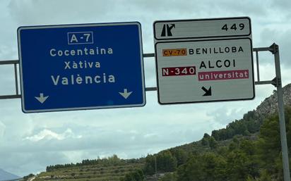 Vista exterior de Casa o xalet en venda en Benilloba amb Aire condicionat i Balcó