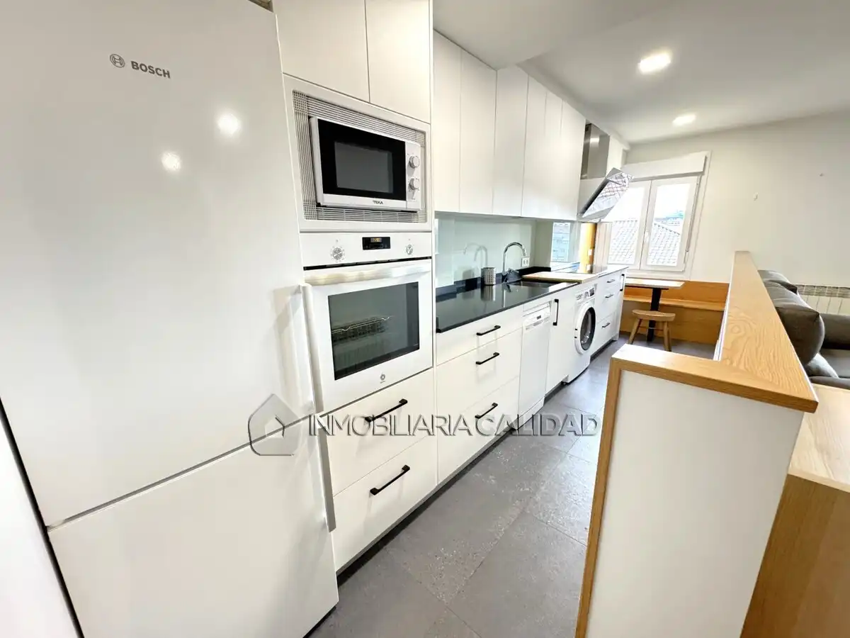 Kitchen of Flat for rent in Burgos  with Heating and Furnished