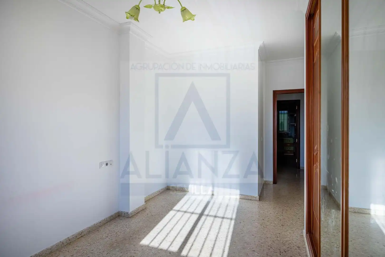 Flat for sale in Balcón de Sevilla - Atalaya - La Uva - La Extremeña