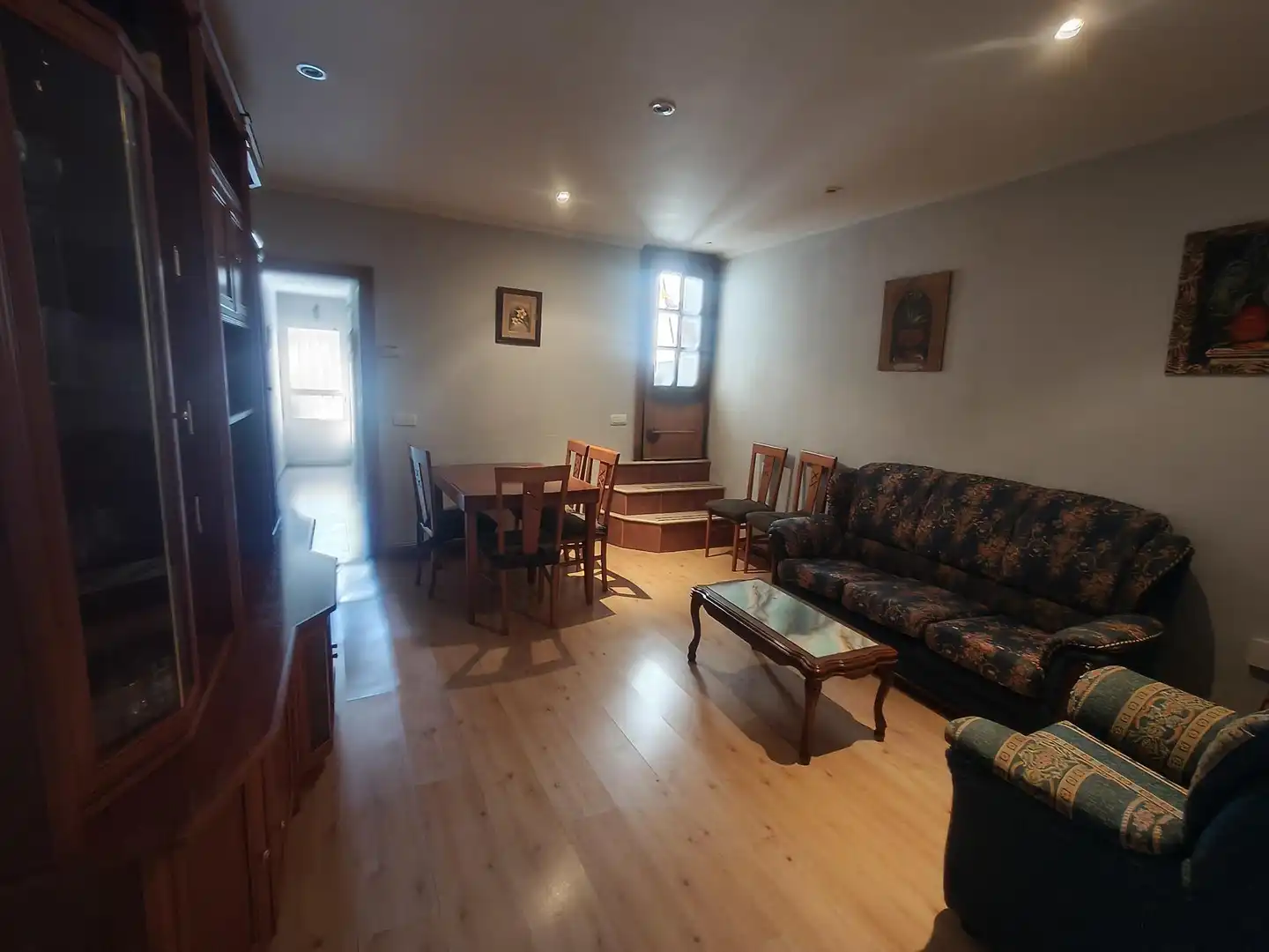 Sala d'estar de Casa o xalet en venda en Zamora Capital  amb Calefacció, Moblat i Alarma