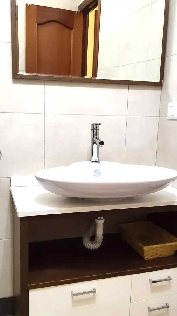 Bathroom of Flat for rent in Córdoba  with Air Conditioner, Parquet flooring and Terrace