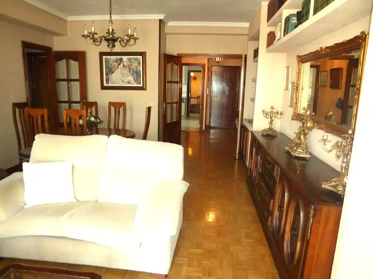 Sala d'estar de Pis en venda en  Madrid Capital amb Aire condicionat