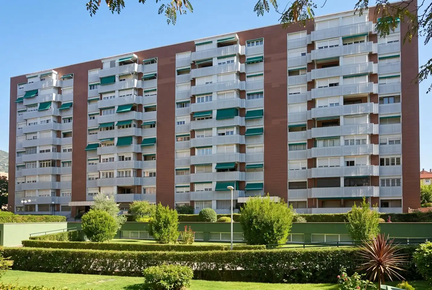 Vista exterior de Pis en venda en Madrid amb Aire condicionat i Calefacció