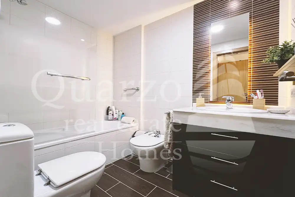 Bany de Apartament en venda en Dénia amb Aire condicionat, Calefacció i Terrassa