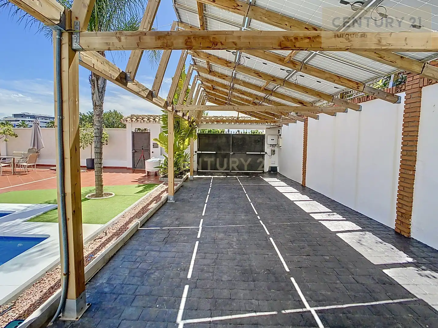 Terrassa de Casa o xalet de lloguer en Torremolinos amb Aire condicionat, Jardí privat i Traster