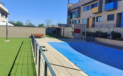 Swimming pool of Single-family semi-detached for sale in María de Huerva  with Air Conditioner and Terrace