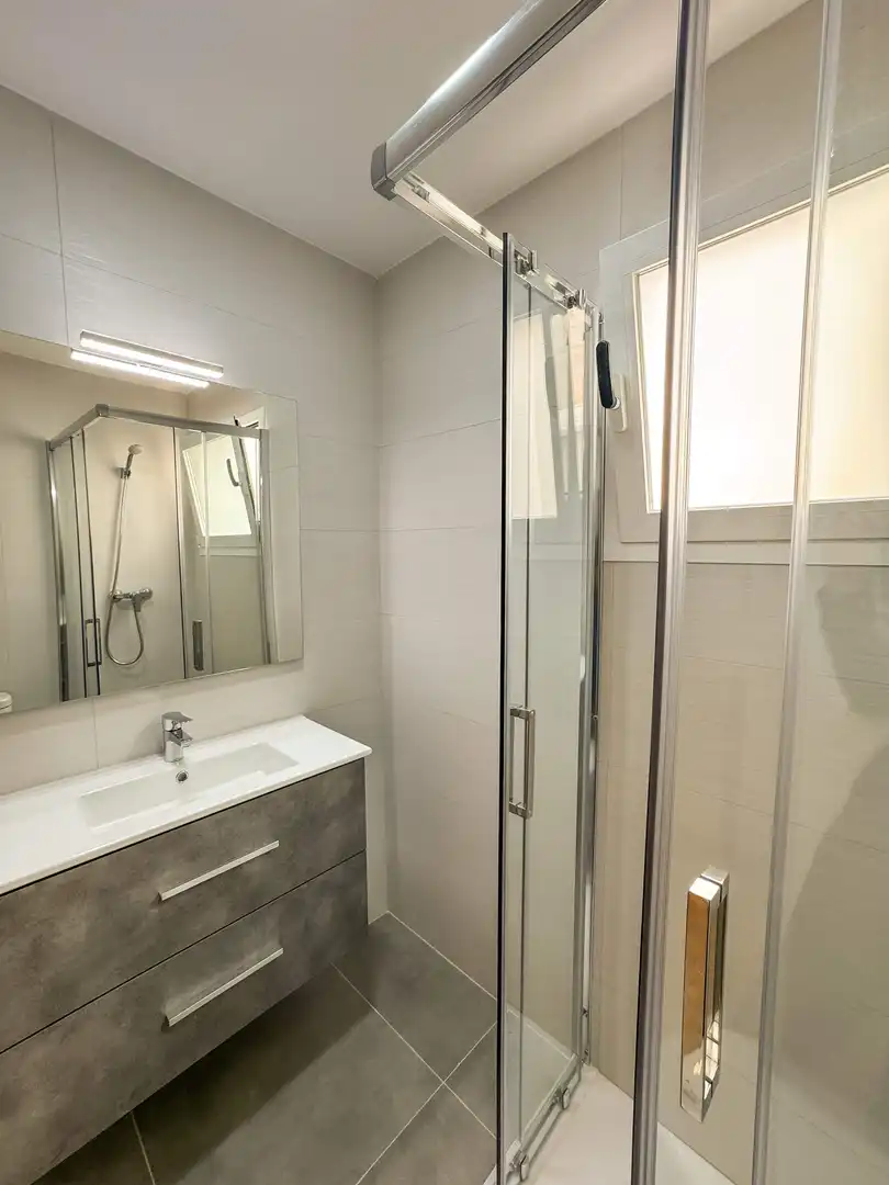 Habitación en Reina Victoria - Miguel Hernández