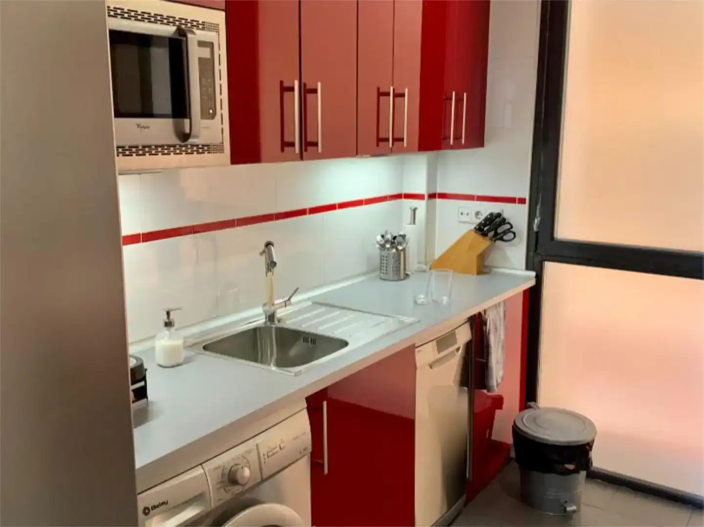 Cuina de Loft de lloguer en  Madrid Capital amb Aire condicionat