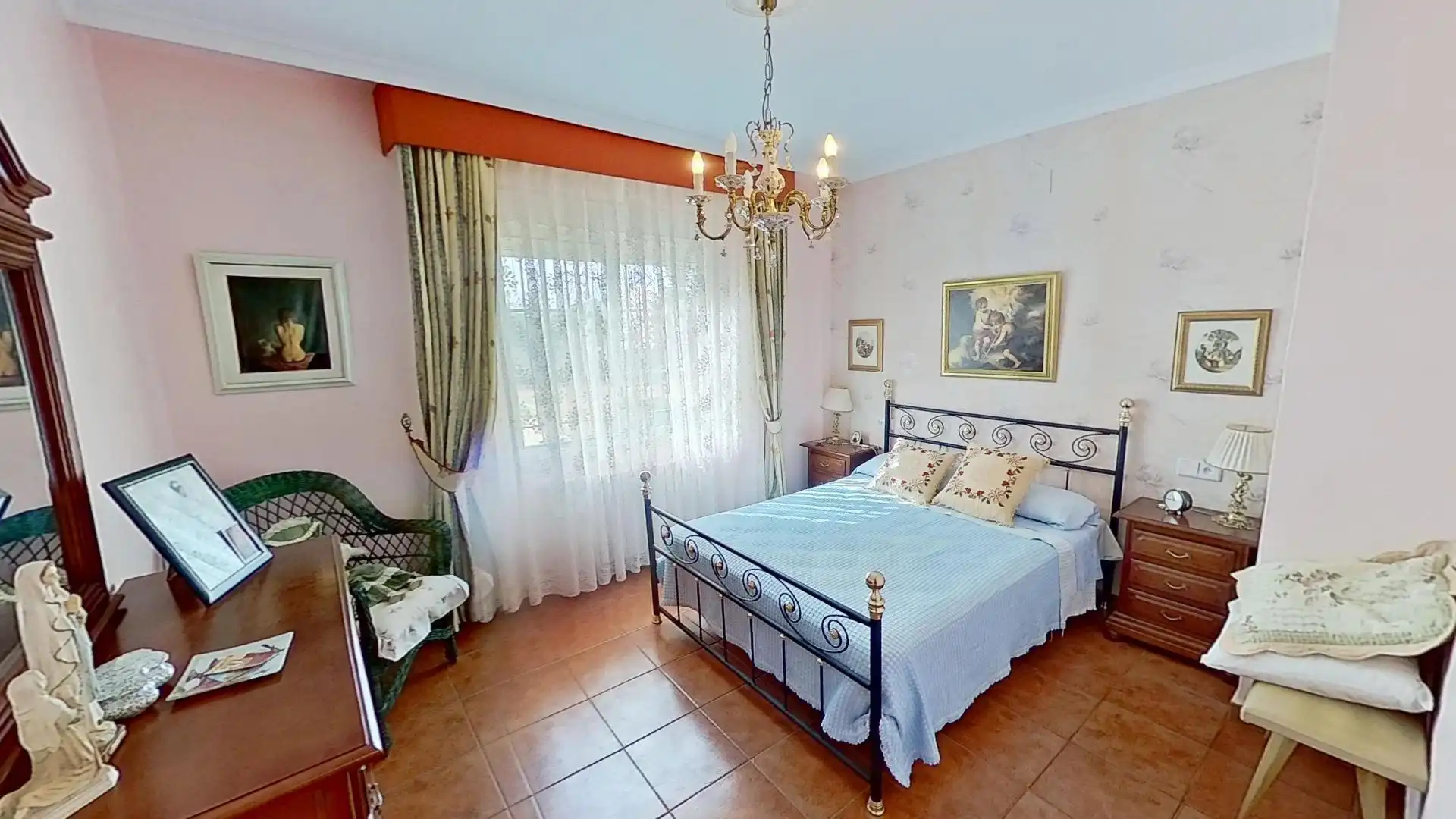 Dormitori de Casa o xalet en venda en Albacete amb Aire condicionat, Calefacció i Jardí privat