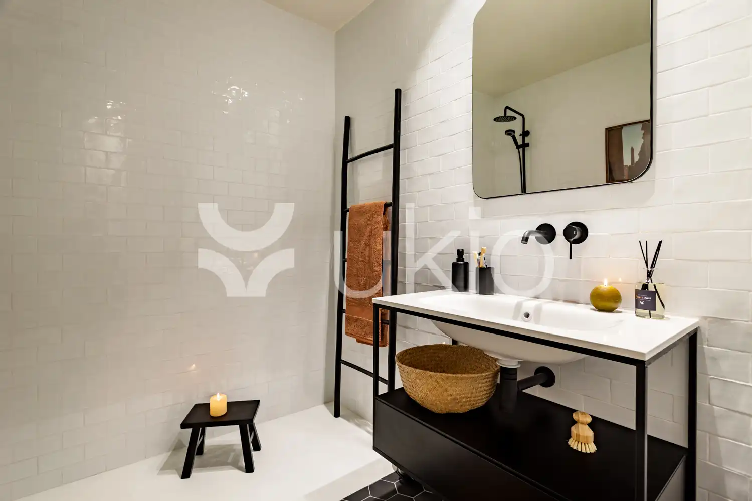 Baño de Apartamento de alquiler en Barcelona con Aire acondicionado, Amueblado y Horno