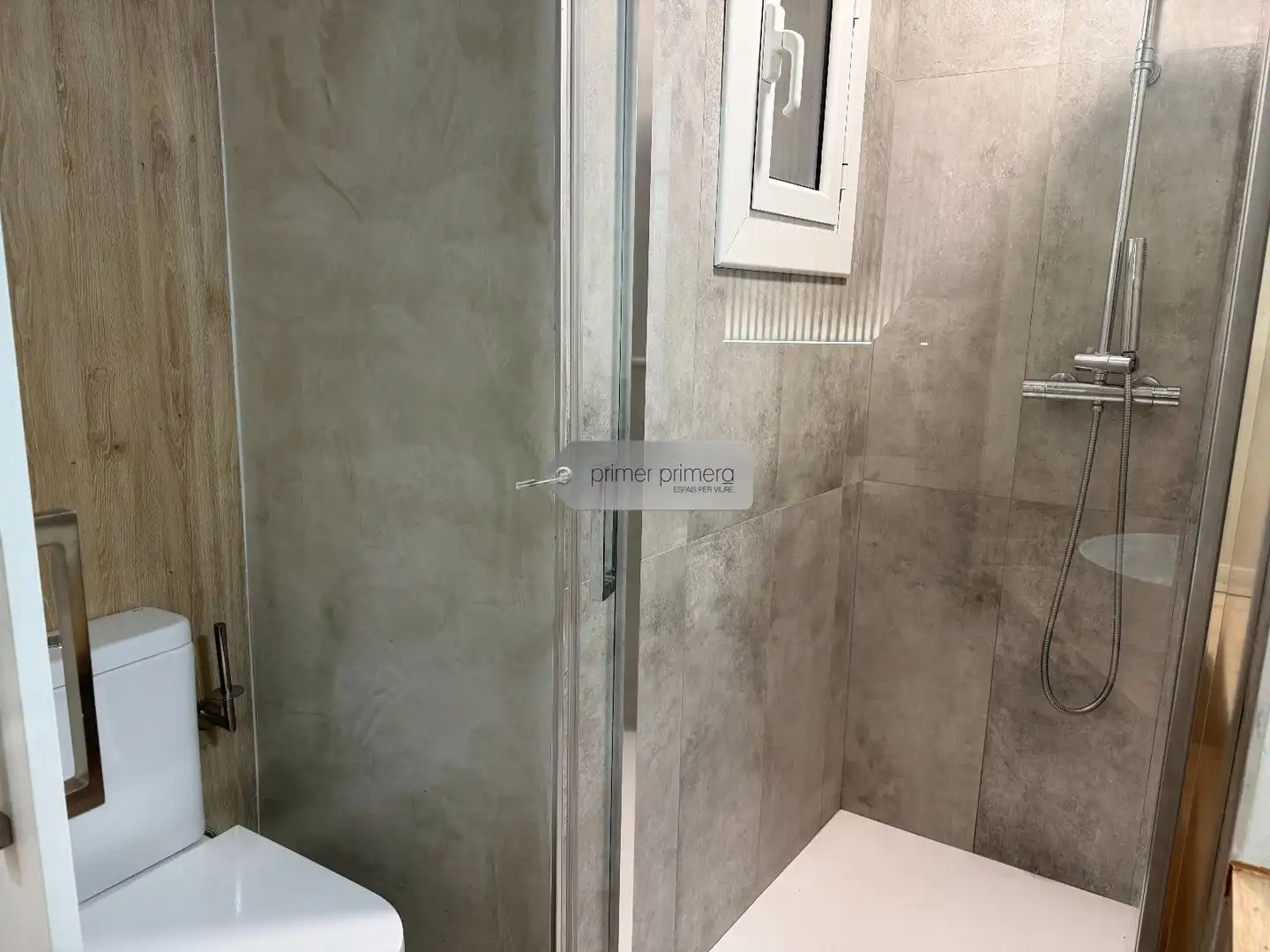 Baño de Piso en venta en Barcelona con Aire acondicionado, Calefacción y Parquet