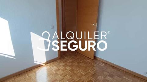 Photo 4 of Flat to rent in Manojo de Rosas, Los Ángeles, Madrid