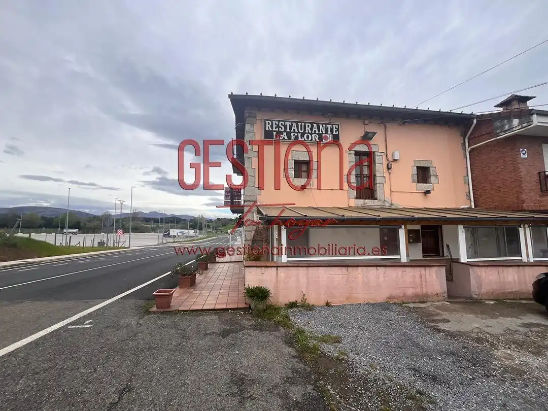 Gebäude zum Verkauf in Ribamontán al Monte