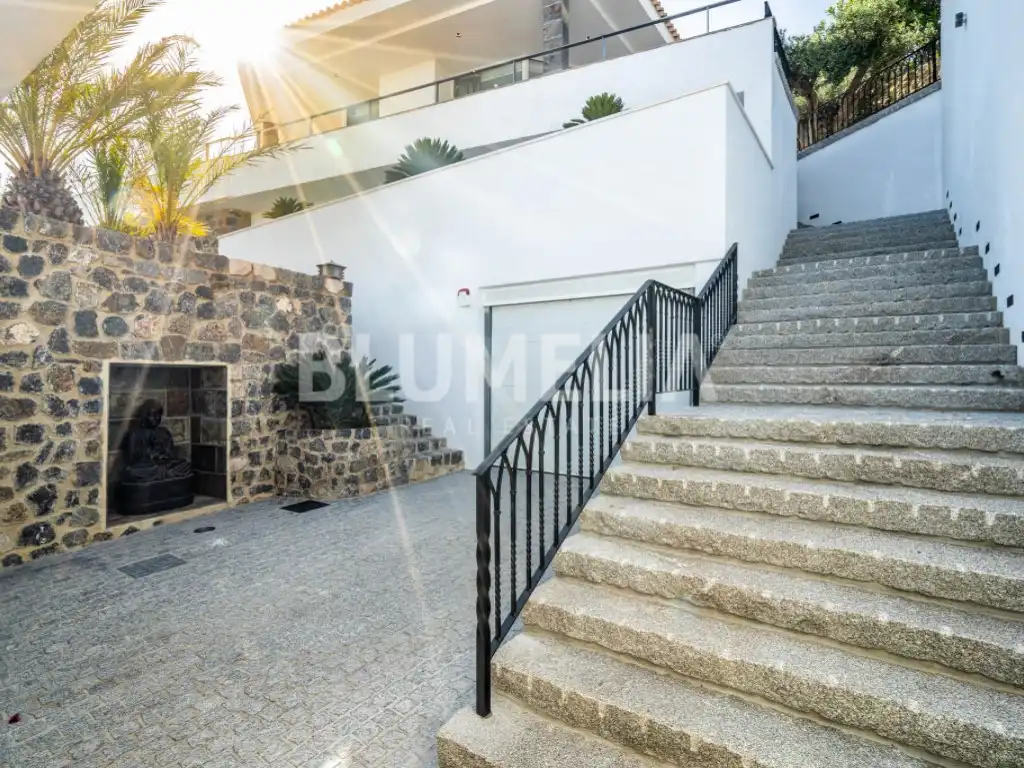 Houses for sale in Altea la Vella