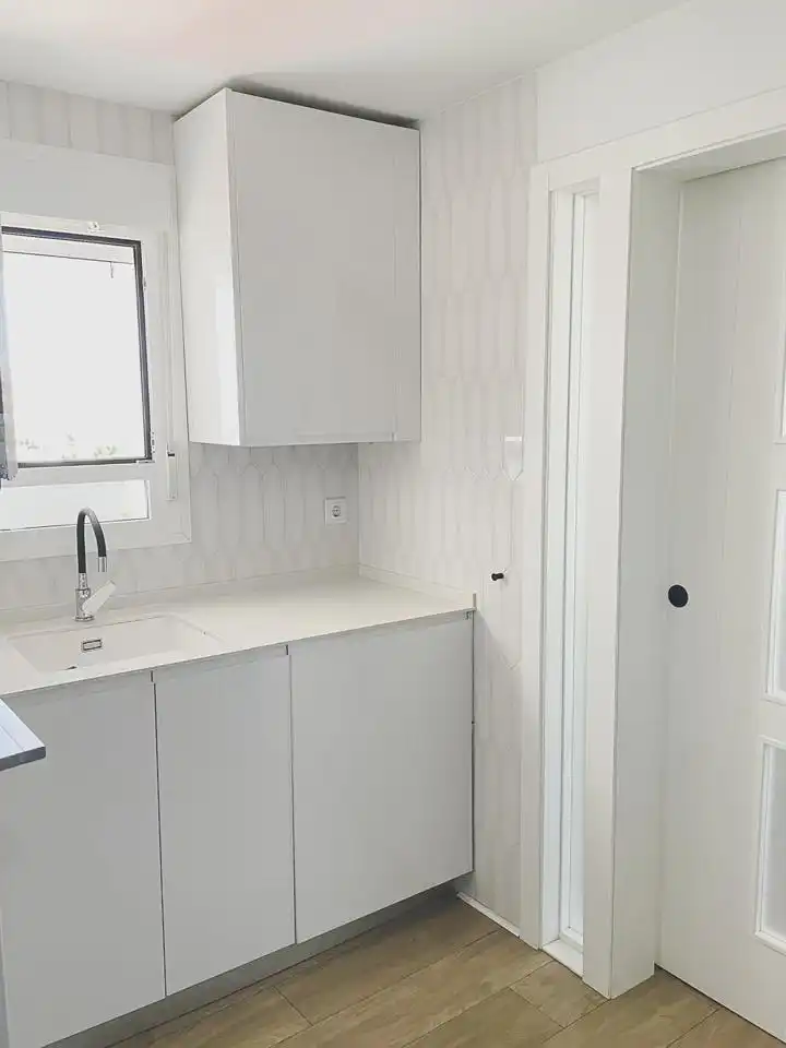 Küche von Wohnung zum Verkauf in Cádiz mit Klimaanlage