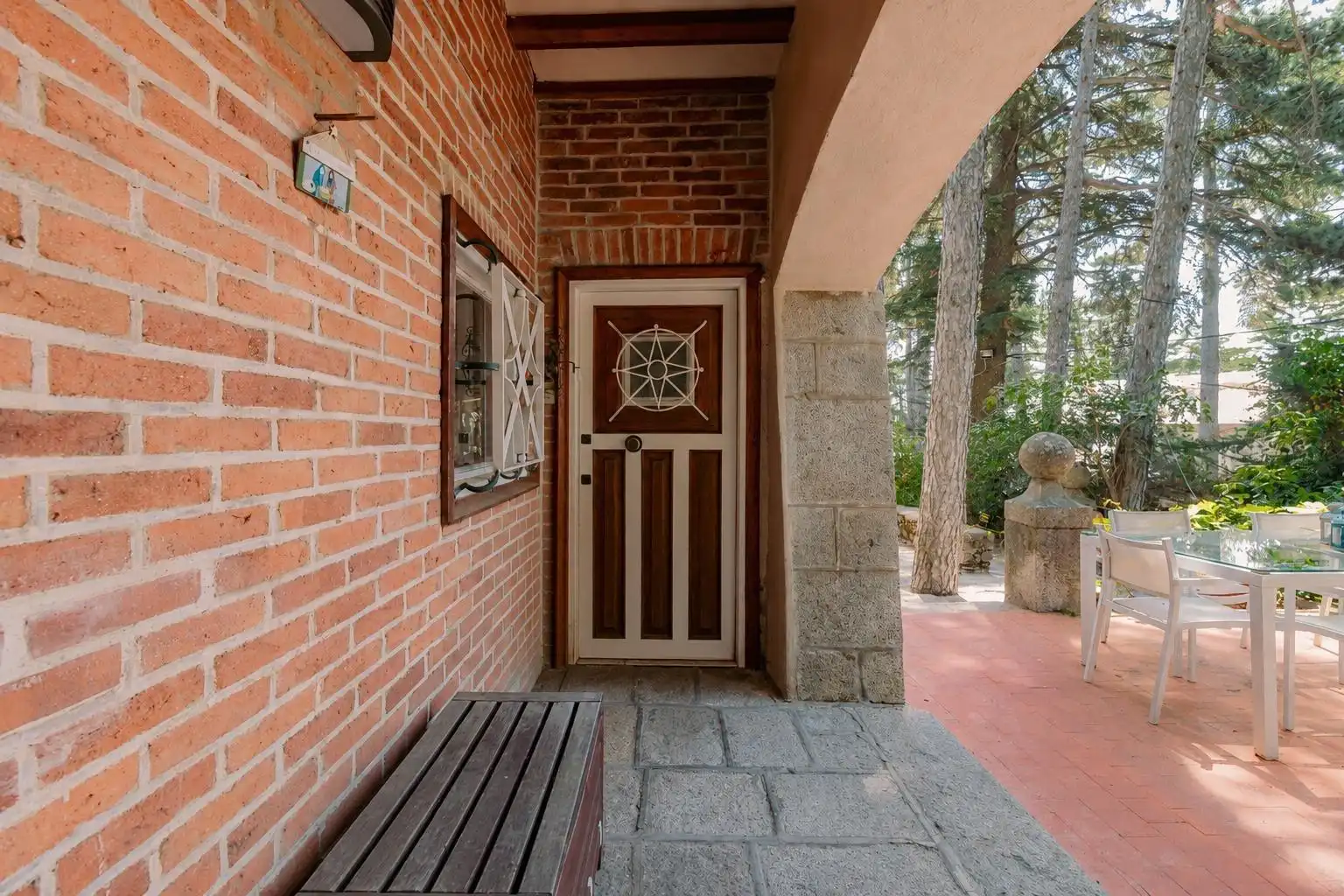 Semi-detached house with pool for sale in Abantos - Carmelitas, imagen 8
