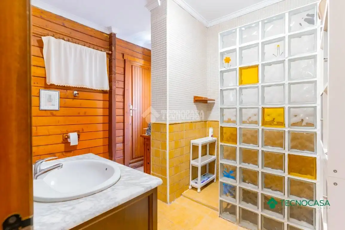Houses for sale in Roquetas de Mar  with Swimming Pool
