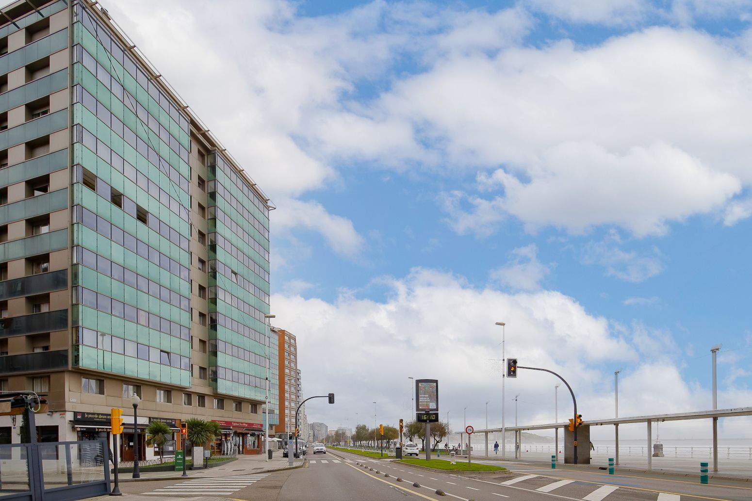 Exterior view of Box room for sale in Gijón 