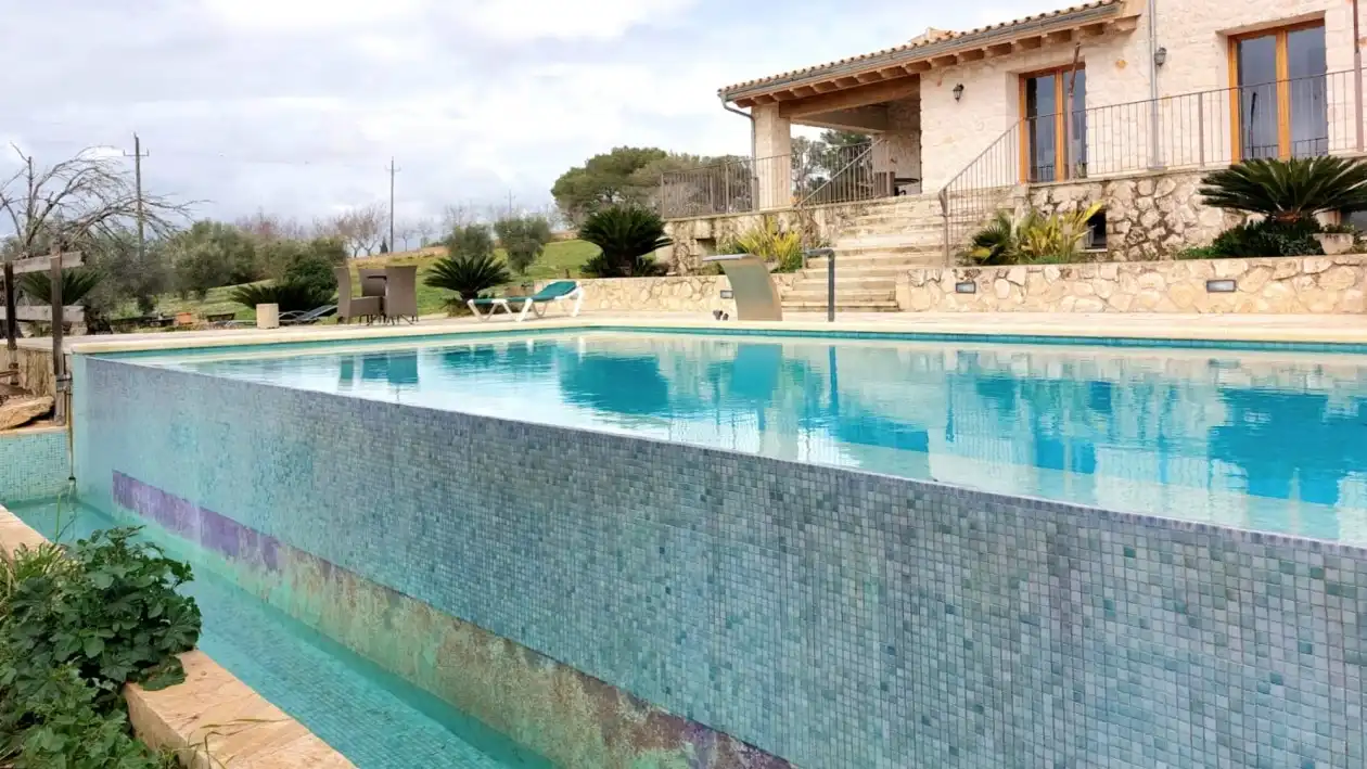Piscina de Casa o chalet en venta en Lloret de Vistalegre