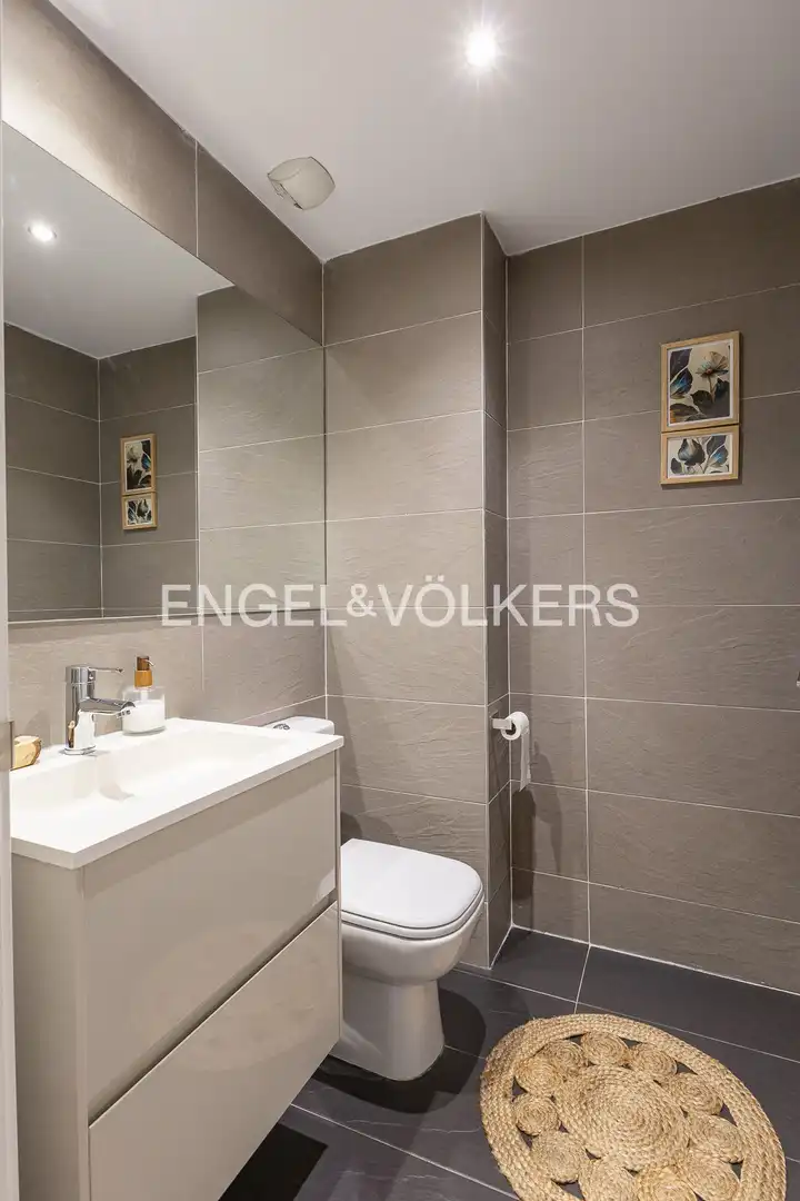 Baño de Piso en venta en Madrid con Aire acondicionado, Calefacción y Parquet