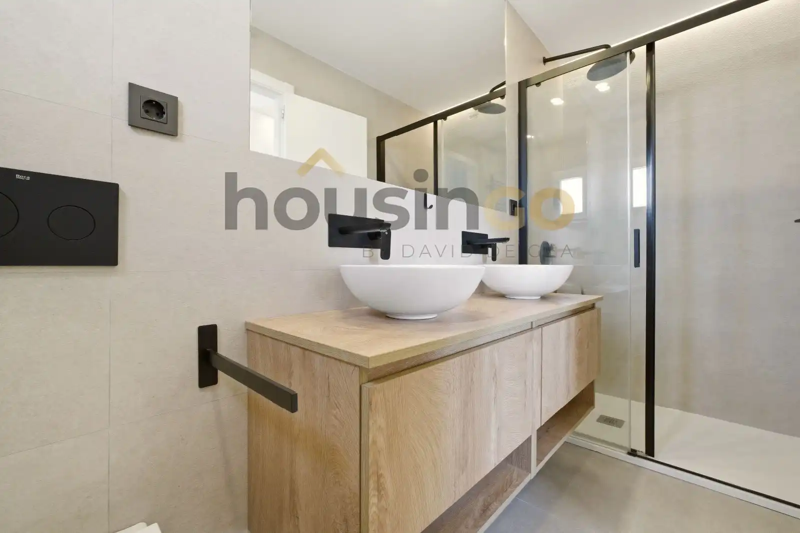 Baño de Piso de alquiler en Madrid con Aire acondicionado, Calefacción y Parquet