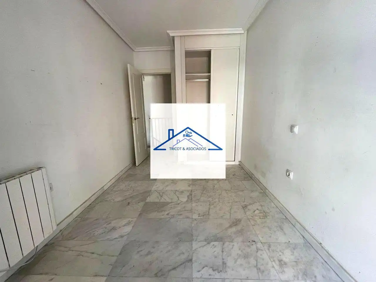 Planta baja en venta en Ocaña con Calefacción